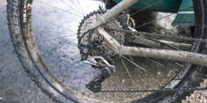 Guía completa: ¿Cuánto tiempo se puede guardar un neumático de bicicleta sin perder su calidad?